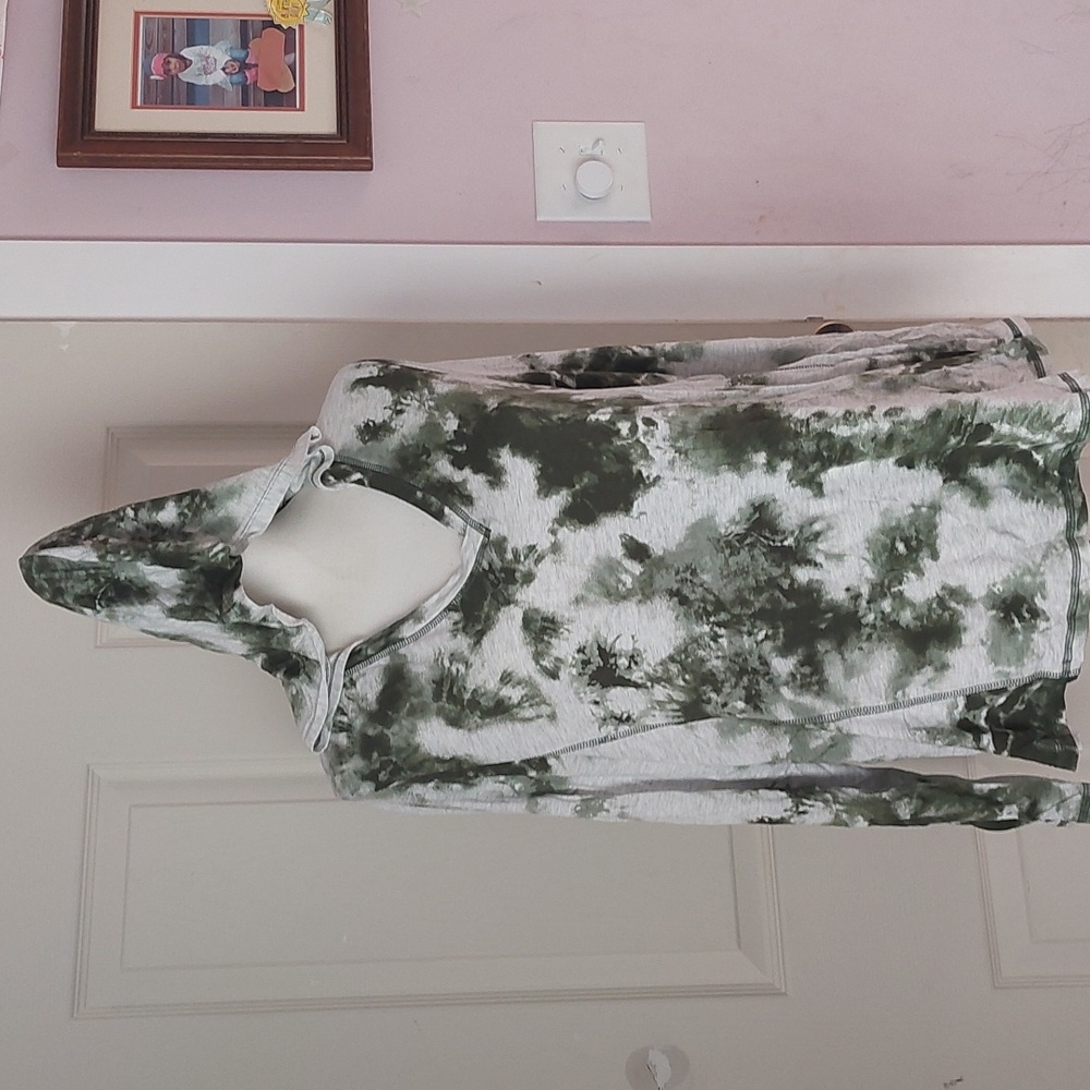 Cha Cha Vente Green Camo Hooded Long Sleeve Shirt Size 1X - Picture 3 of 7
